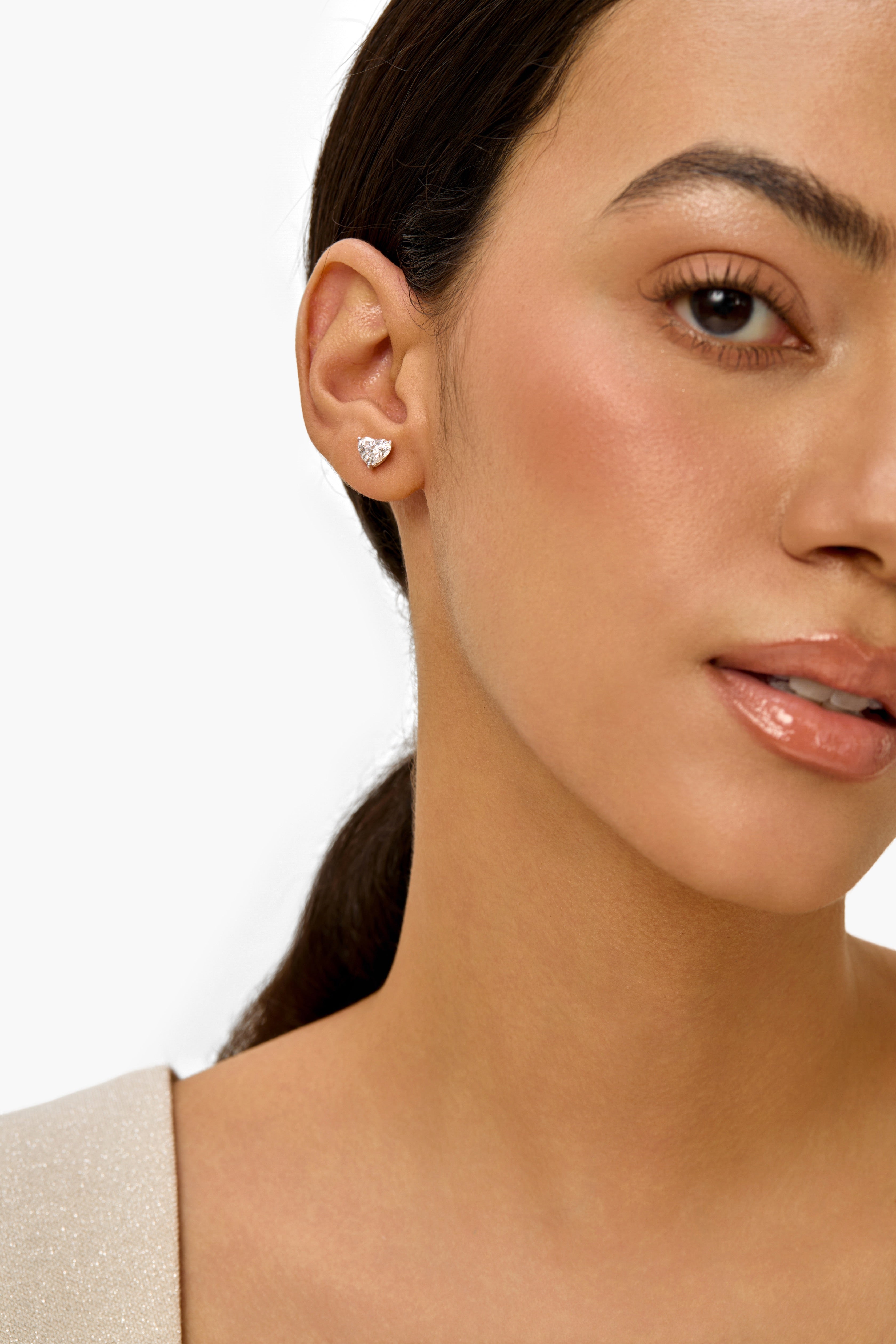 Lab Diamond Stud Earring with Heart Shape in White Platinum