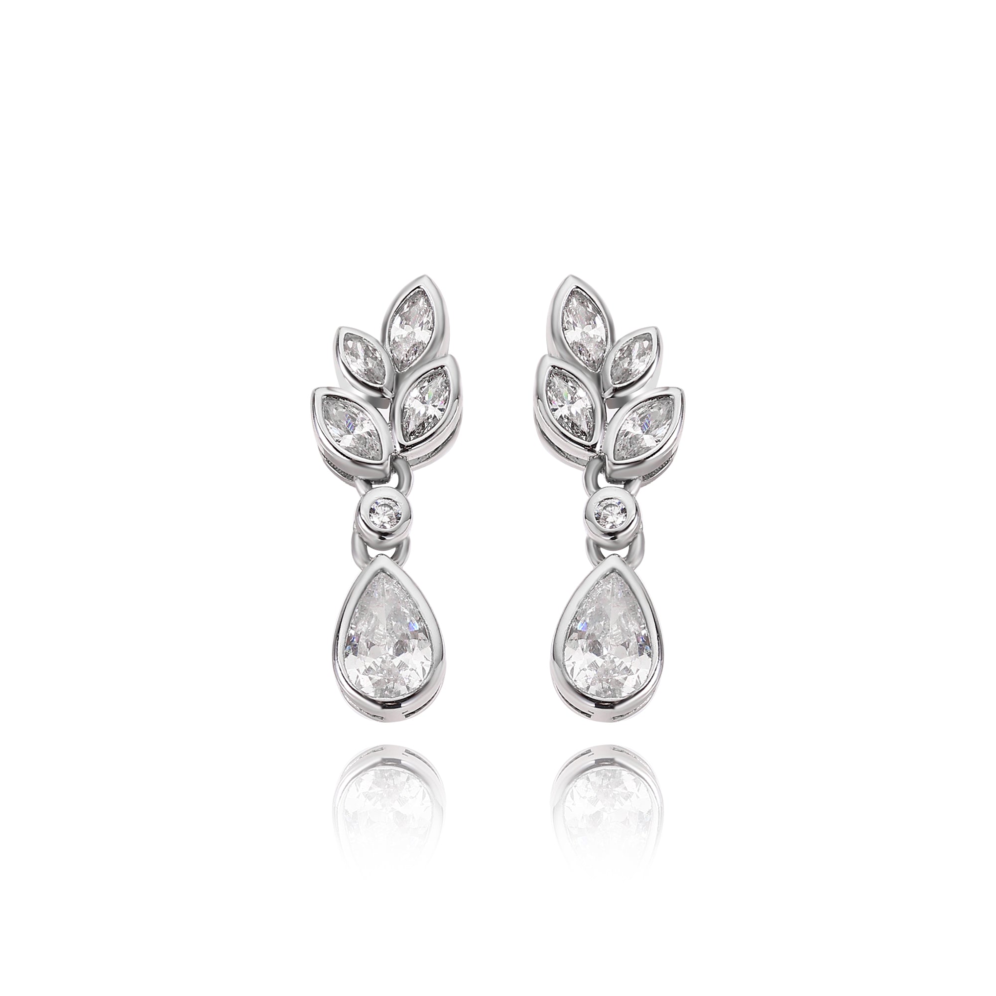 ペアリーフシェイプ ペアダイヤモンド ドロップイヤリング　ラボグロウンダイヤモンド　14Kホワイトゴールド