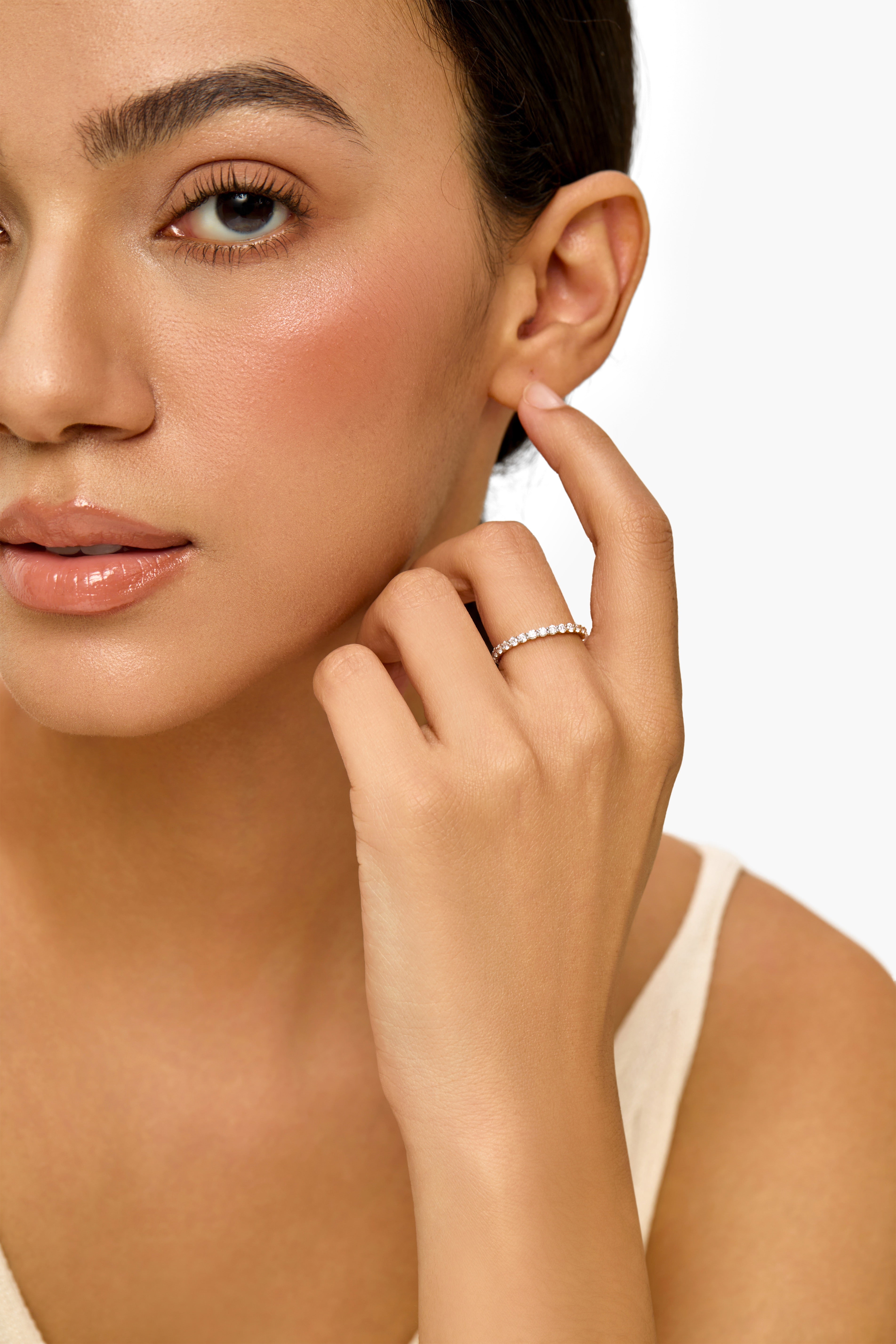 ラウンド型ラボグロウンダイアモンドリング　18Kホワイト＆イエローゴールド