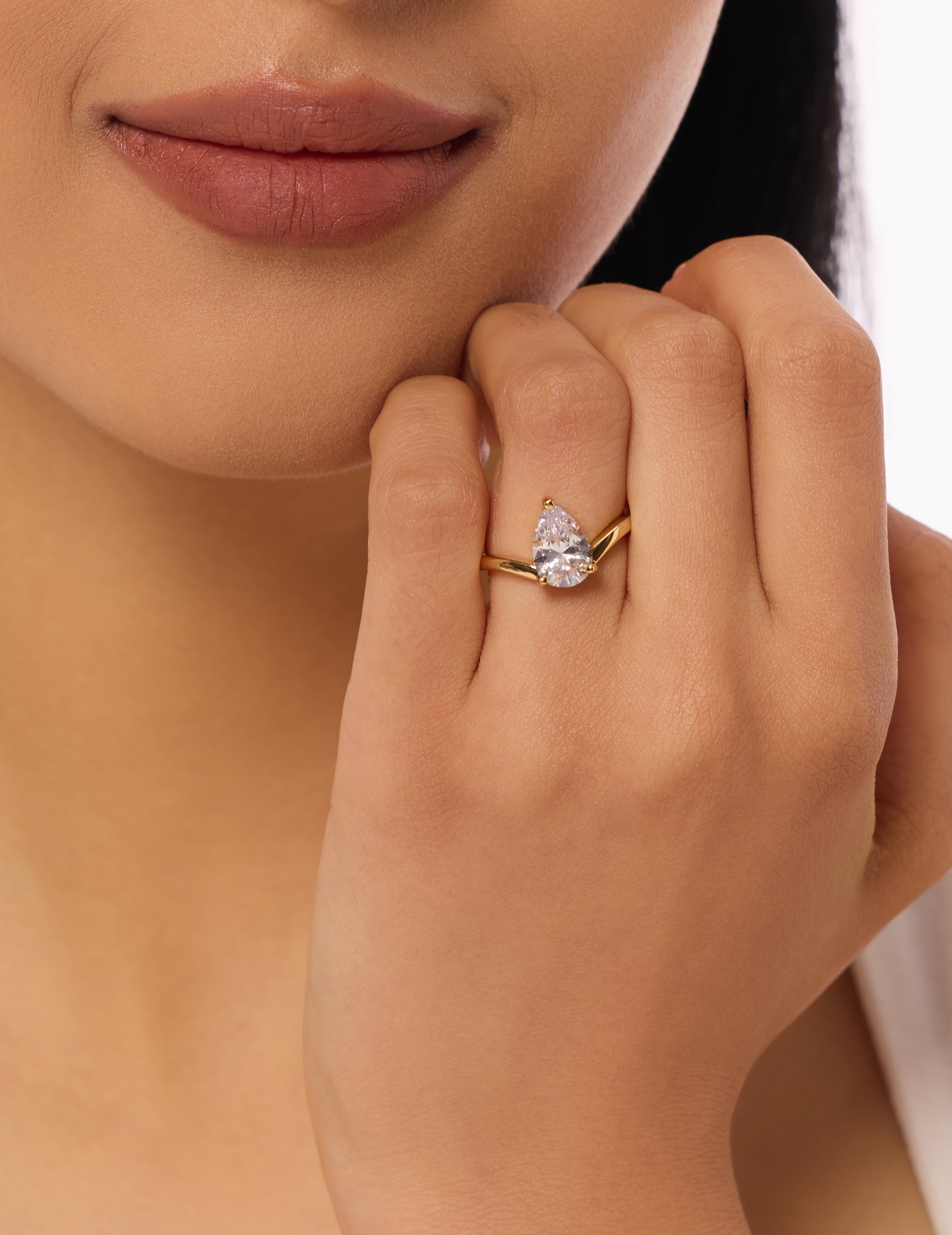 スマイルソリティア＆プロングペアダイヤモンド婚約指輪　ラボグロウンダイヤモンド　14Kイエローゴールド